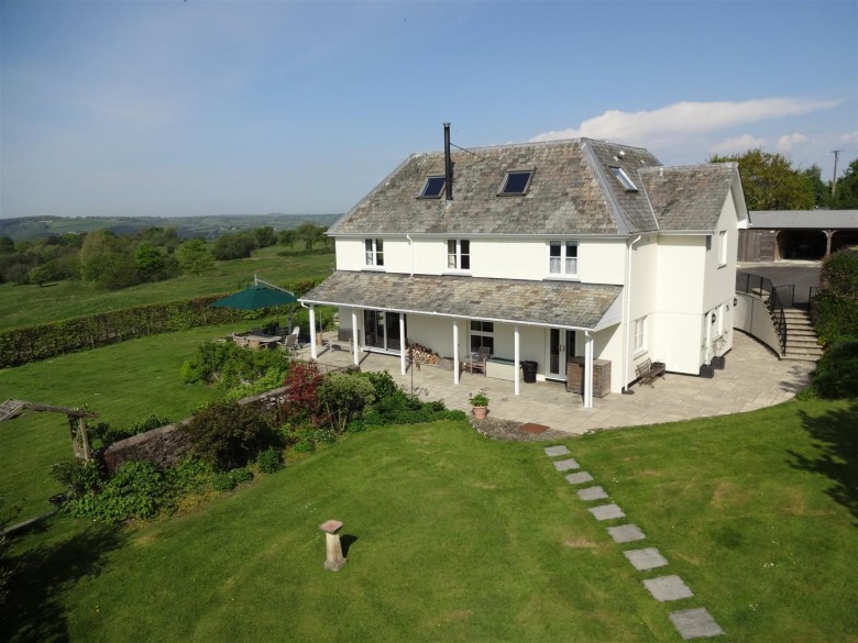 Click the photo for more details of Chittlehamholt