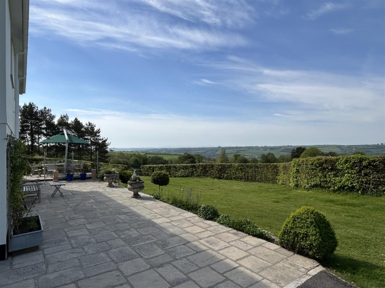 Images for Chittlehamholt