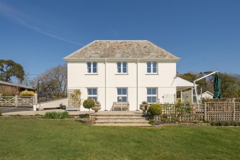 Click the photo for more details of Chittlehamholt