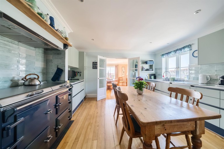 Images for Chittlehamholt