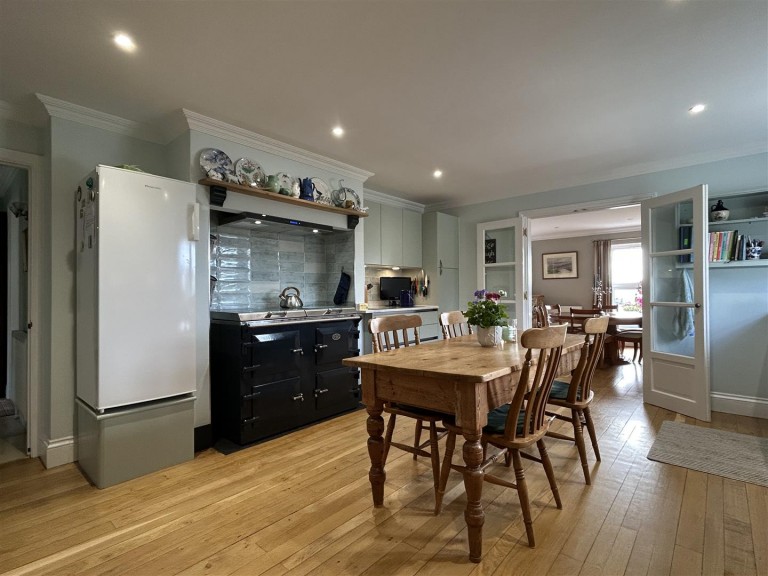 Images for Chittlehamholt