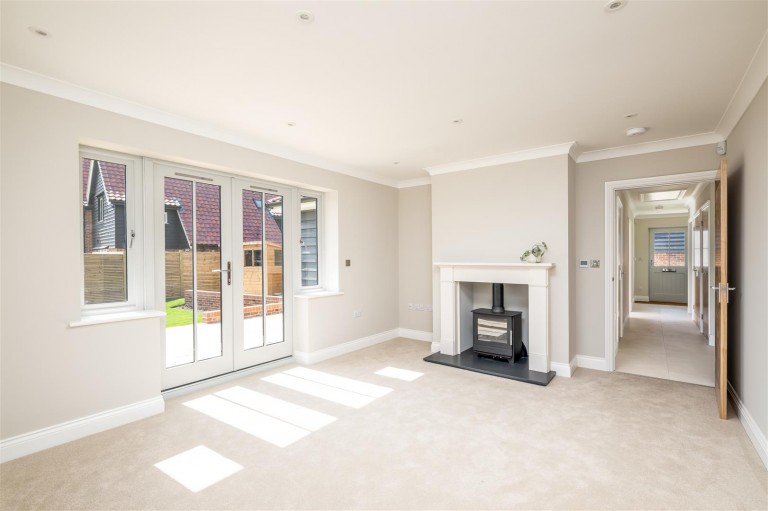 Images for Halls Close, Braughing
