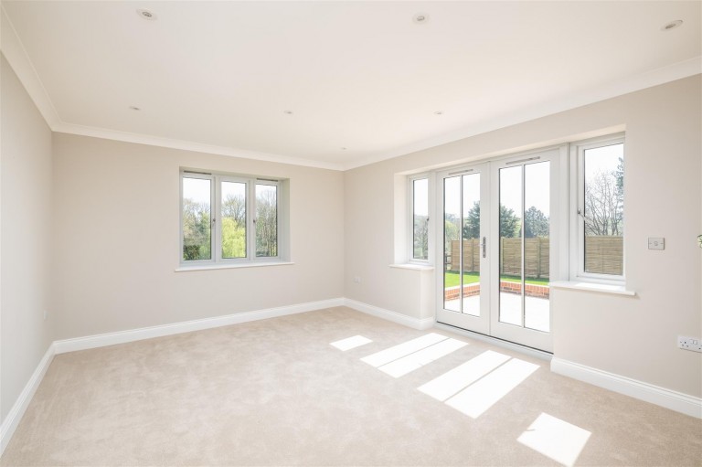 Images for Halls Close, Braughing