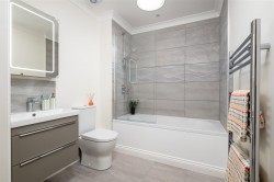 Images for Halls Close, Braughing