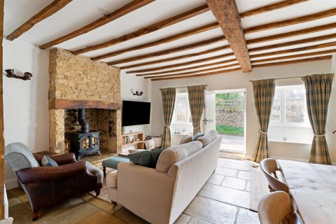 Click the photo for more details of Upper Oddington, Gloucestershire