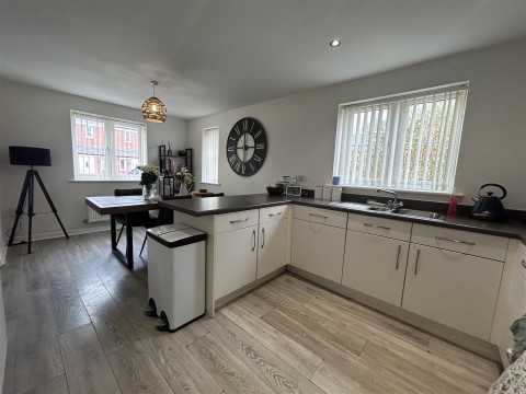 Click the photo for more details of York Way, Northampton, NN5