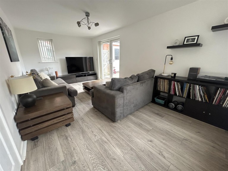 Images for York Way, Northampton, NN5
