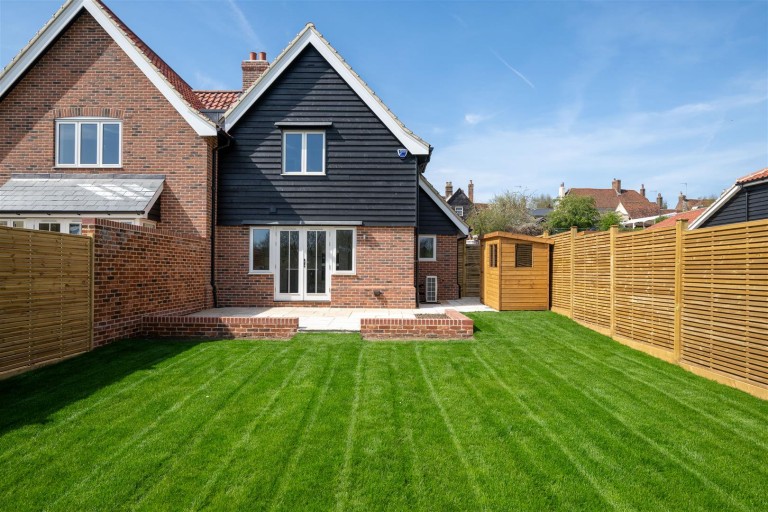 Images for Halls Close, Braughing