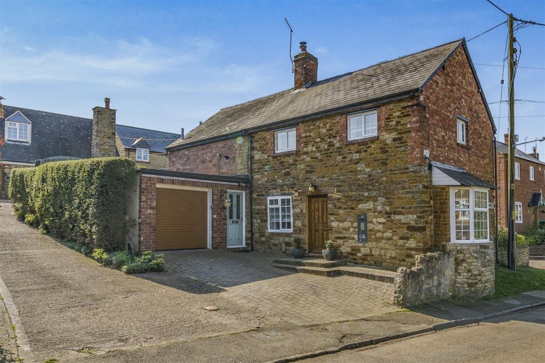 Click the photo for more details of The Crescent, Pattishall, NN12