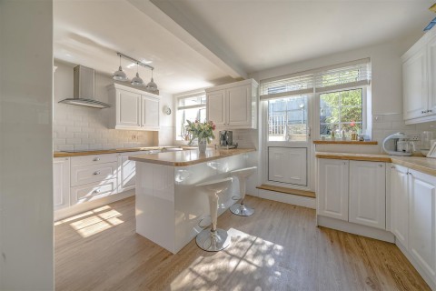 Click the photo for more details of The Crescent, Pattishall, NN12