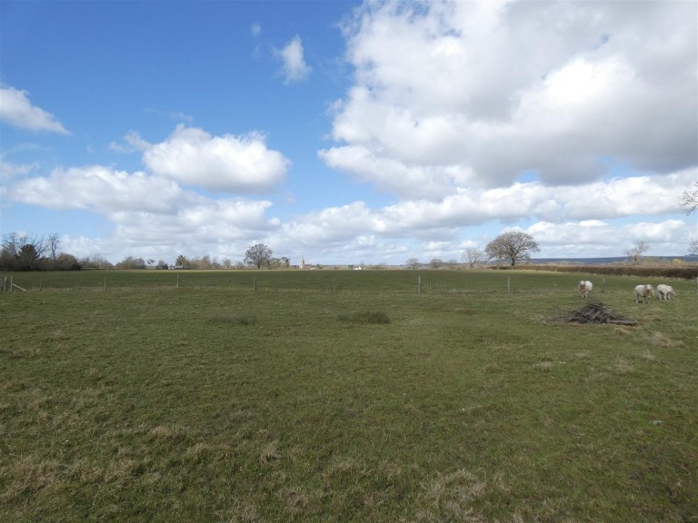 Images for Purns Mill Lane, Colesbrook, Gillingham