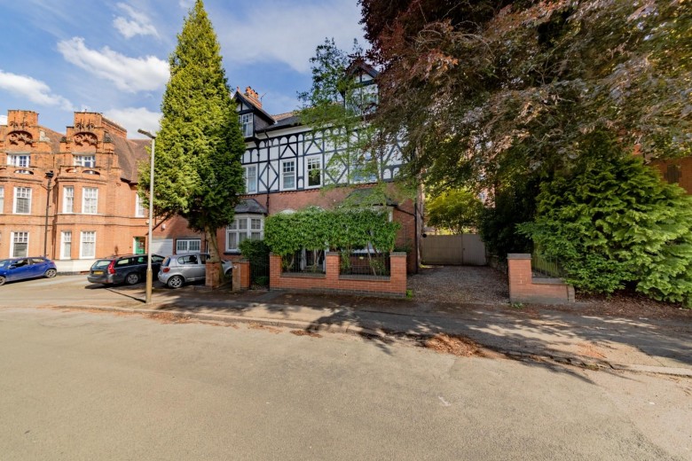 Click the photo for more details of St. Johns Road, Stoneygate, Leicester