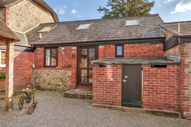 Click the photo for more details of Cider Barn, Berehayes, Whitchurch Canonicorum, Bridport