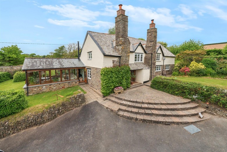 Click the photo for more details of North Buckland, Braunton