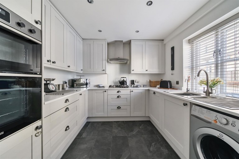 Images for Princes Mews East, Dorchester, Dorset