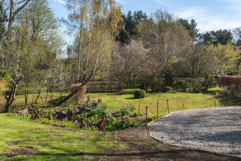 Images for Waltham's Cross, Great Bardfield, Braintree