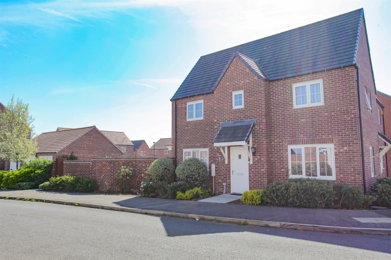 Click the photo for more details of Yarrow Road, Bodicote, Banbury