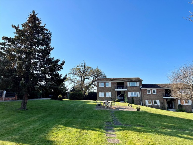 Click the photo for more details of Seaview, Isle of Wight