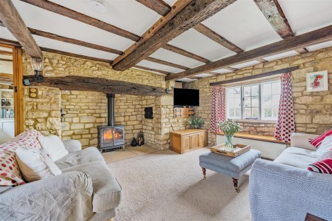 Click the photo for more details of High Street, Paulerspury, NN12