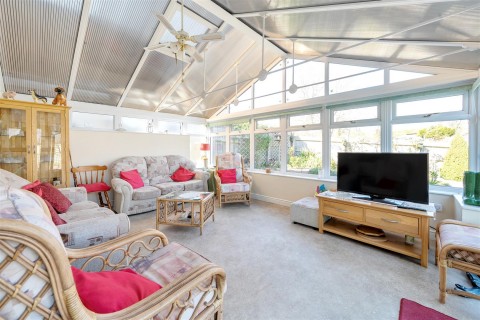 Click the photo for more details of Grove Lane, Weston, NN12