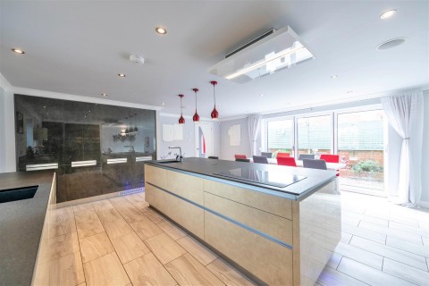 Click the photo for more details of The Cottages, Long Bennington