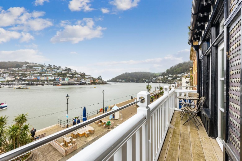 Click the photo for more details of South Embankment, Dartmouth