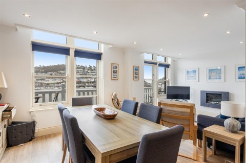 Click the photo for more details of South Embankment, Dartmouth