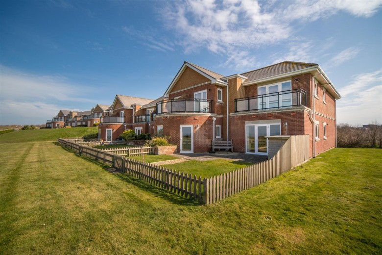 Click the photo for more details of Totland Bay, Isle of Wight