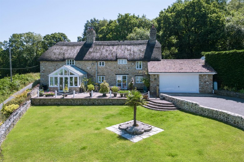 Click the photo for more details of Dalwood, Axminster