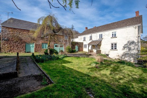 Click the photo for more details of Elworthy, Lydeard St Lawrence, Taunton