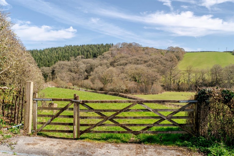 Images for Tedburn St Mary
