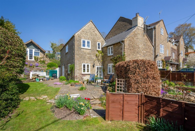 Click the photo for more details of North Cerney, Cirencester