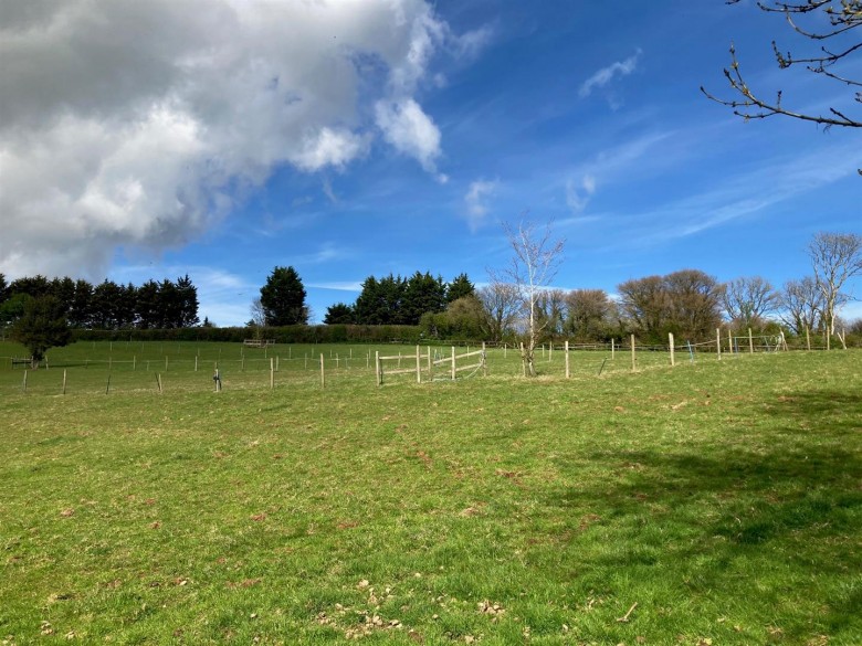 Click the photo for more details of Barton Hill Road, Torquay
