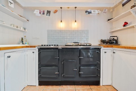 Click the photo for more details of Silver Street, Misterton, Crewkerne
