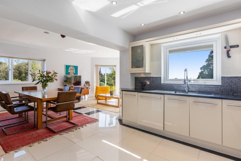 Images for Meadow Road, Torquay