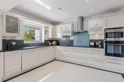 Images for Meadow Road, Torquay