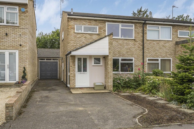 Images for Cowleaze, Chinnor