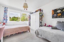 Images for Cowleaze, Chinnor