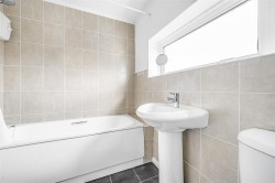 Images for Cowleaze, Chinnor
