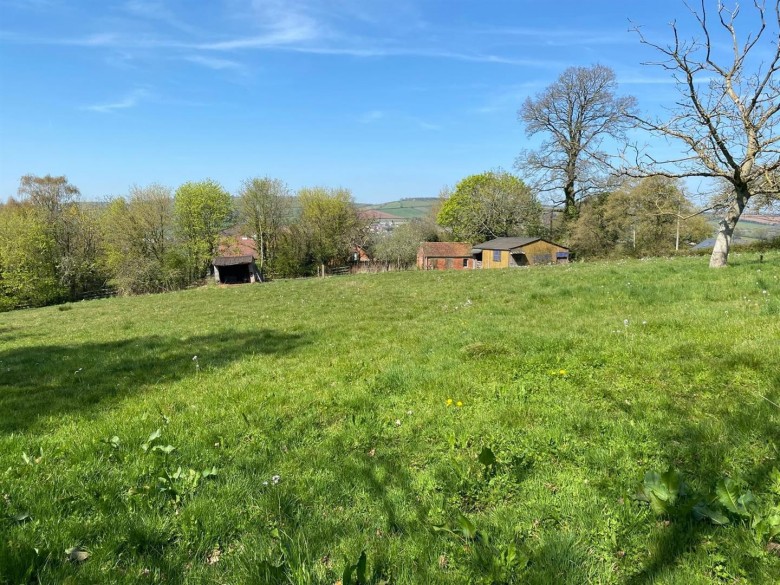 Click the photo for more details of Bradninch
