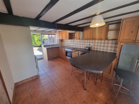 Click the photo for more details of High Street, Wellingore, Lincoln