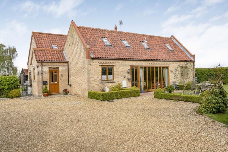 Click the photo for more details of Mepal Road, Witcham, Ely