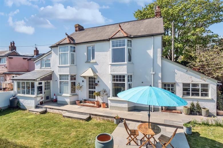 Click the photo for more details of Turnpike, Sampford Peverell, Tiverton