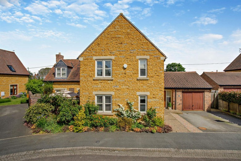 Click the photo for more details of Old Manor Gardens, Wymondham, Melton Mowbray