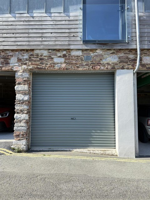 Click the photo for more details of Fairview Road, Dartmouth