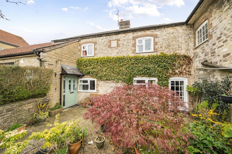 Click the photo for more details of Martinstown, Dorchester, Dorset
