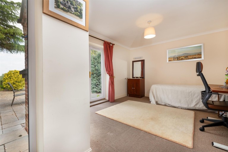 Images for Manor Drive, Worthington, LE65