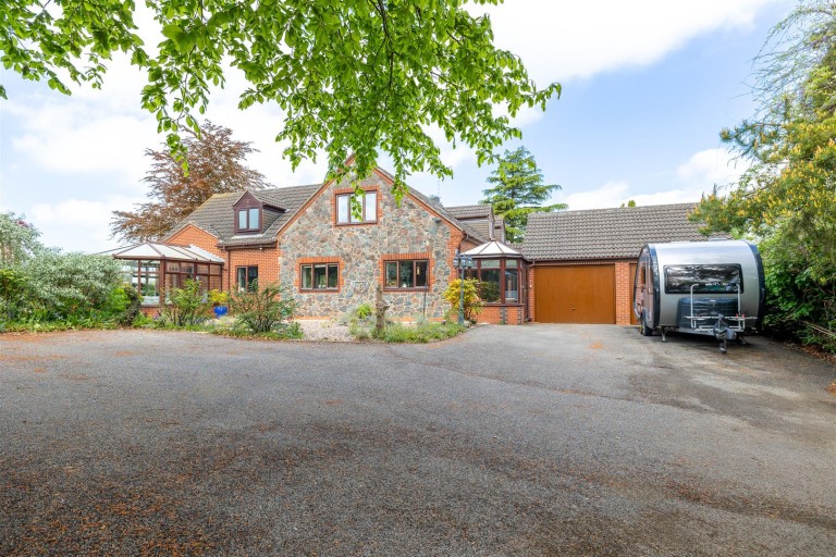 Images for Manor Drive, Worthington, LE65