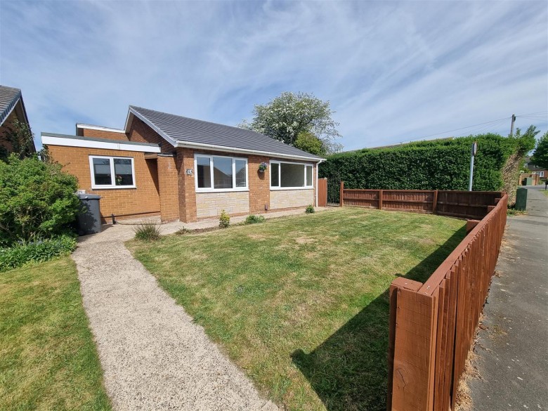 Click the photo for more details of Hollywell Road, Lincoln