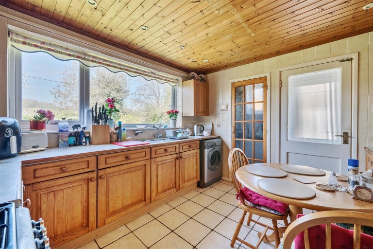 Images for Manor Fields, Bridport